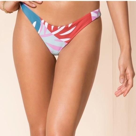 NWT Amuse Society Dayana Orchid Floral Cheeky Bikini Bottoms - Picture 2 of 9